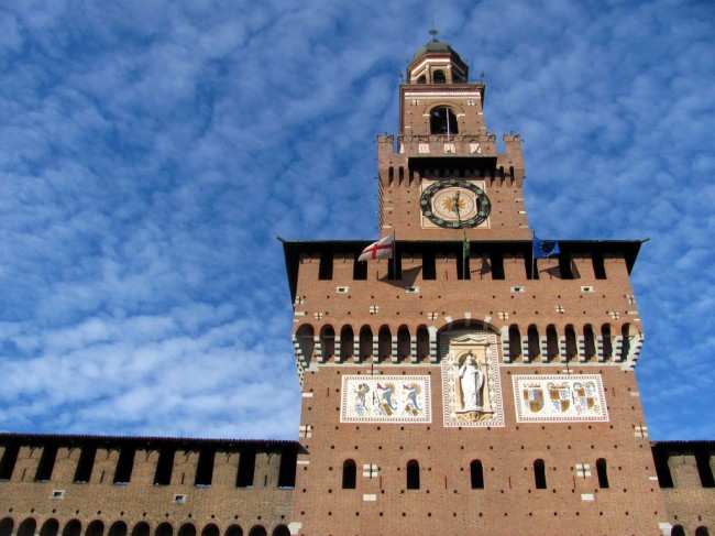 Il Castillo Milano. It was primarily defensive in nature and it had museums inside, but they cost money.