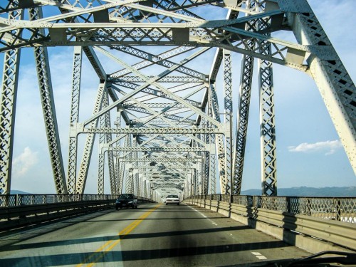 Bridge into Washington (the state)