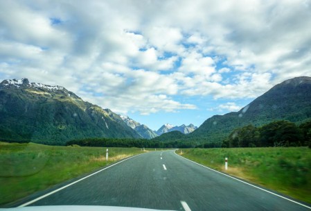 Drive heading toward Milford Sound