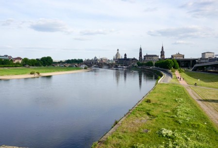 Crossing the Elbe