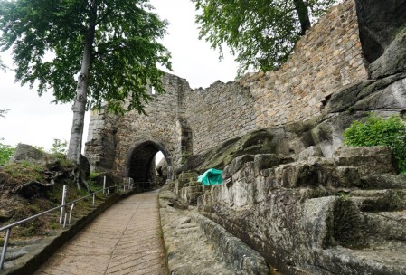 Path to the entry gate.