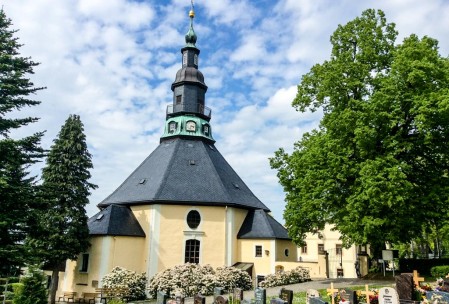 The famous church in Seiffen.